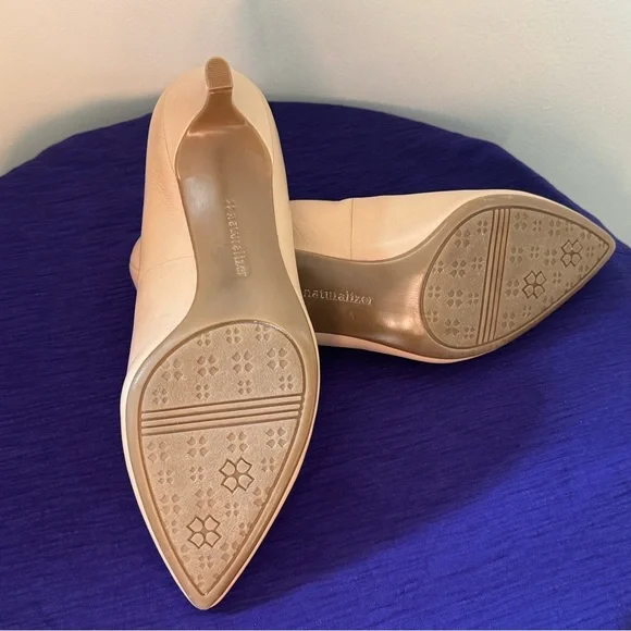 Naturalizer Cream Heels - Picture 3 of 8